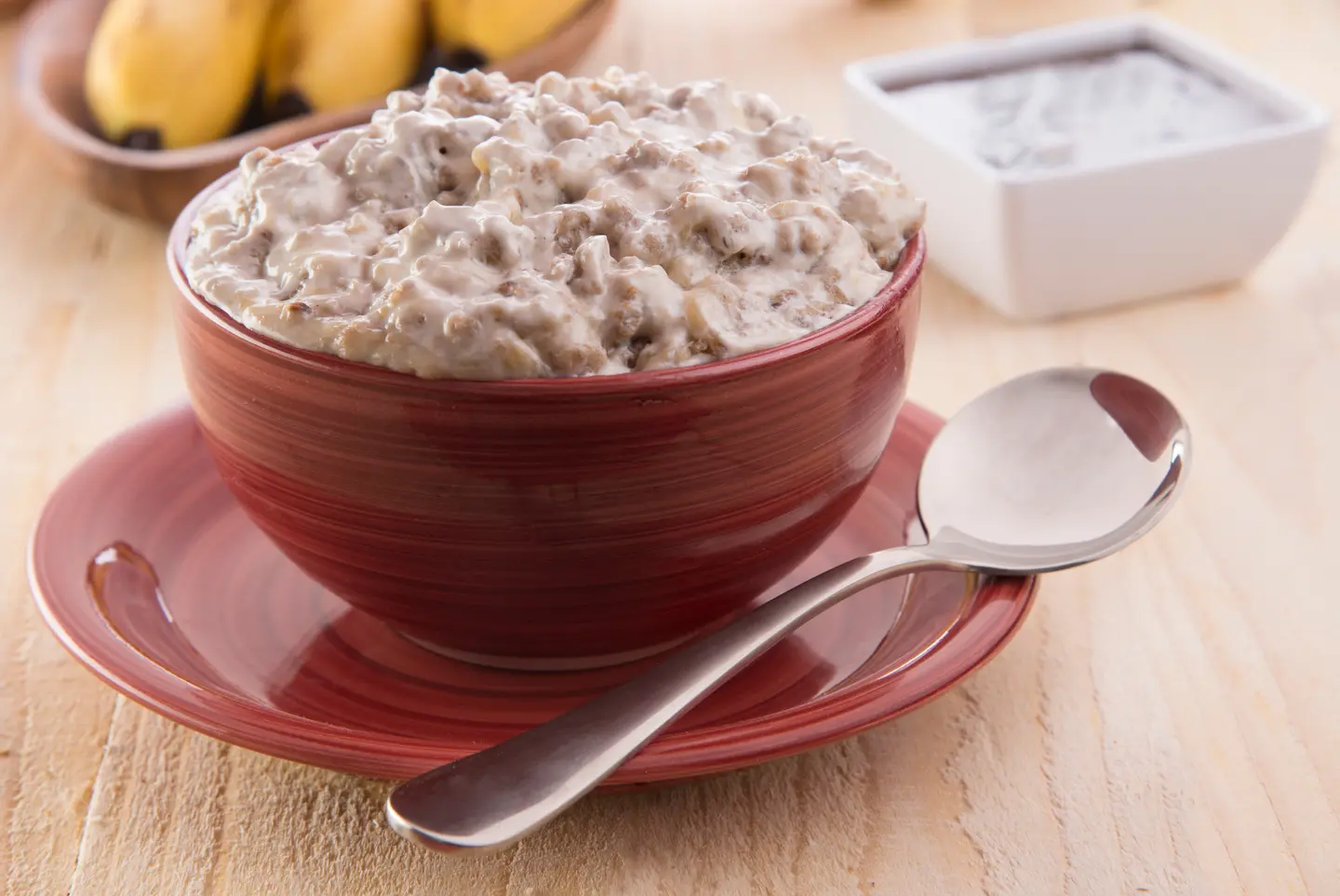 معصوب بالقشطة بالتمر