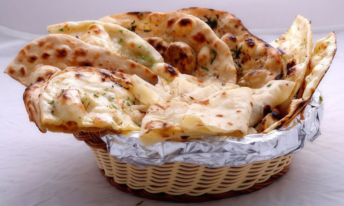سلة خبز منوع