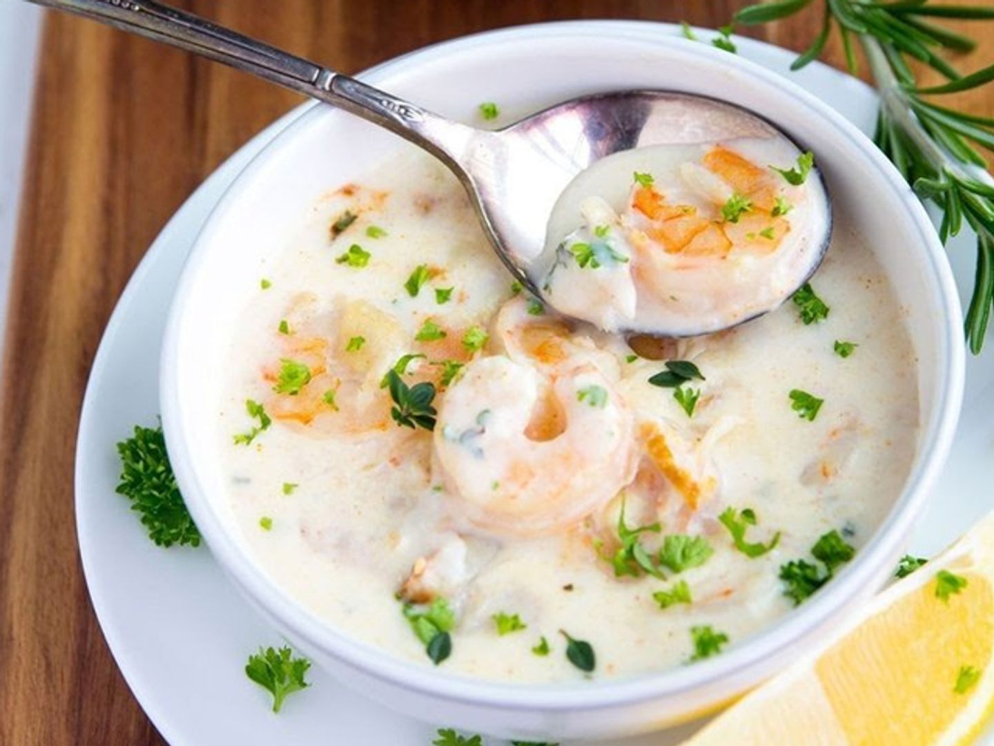 شوربة كريمة المأكولات البحرية