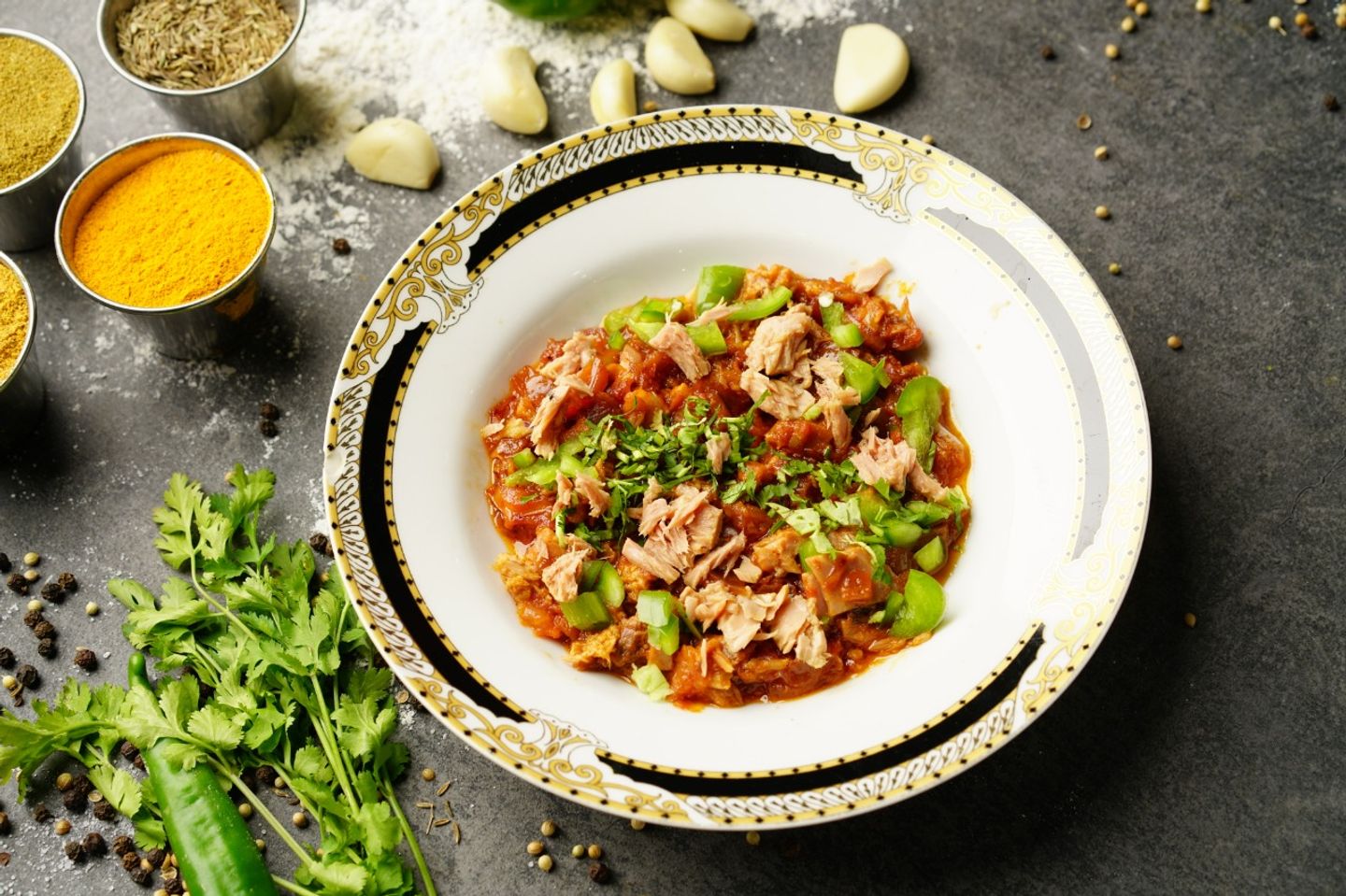 سلته بالتونه