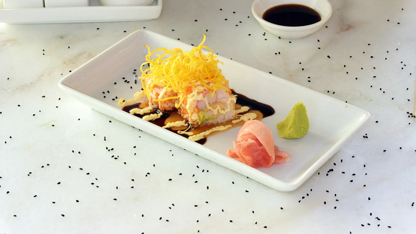 Sweet Potato Roll   8 Pcs