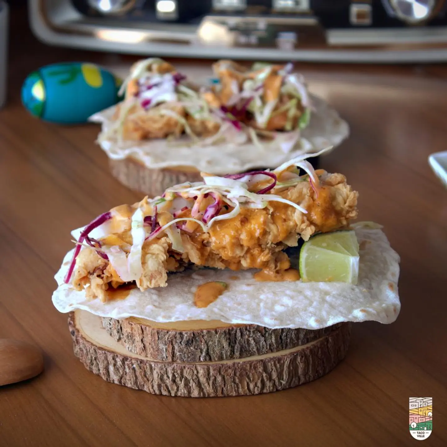 Crispy Chicken Taco With Ranch Sauce