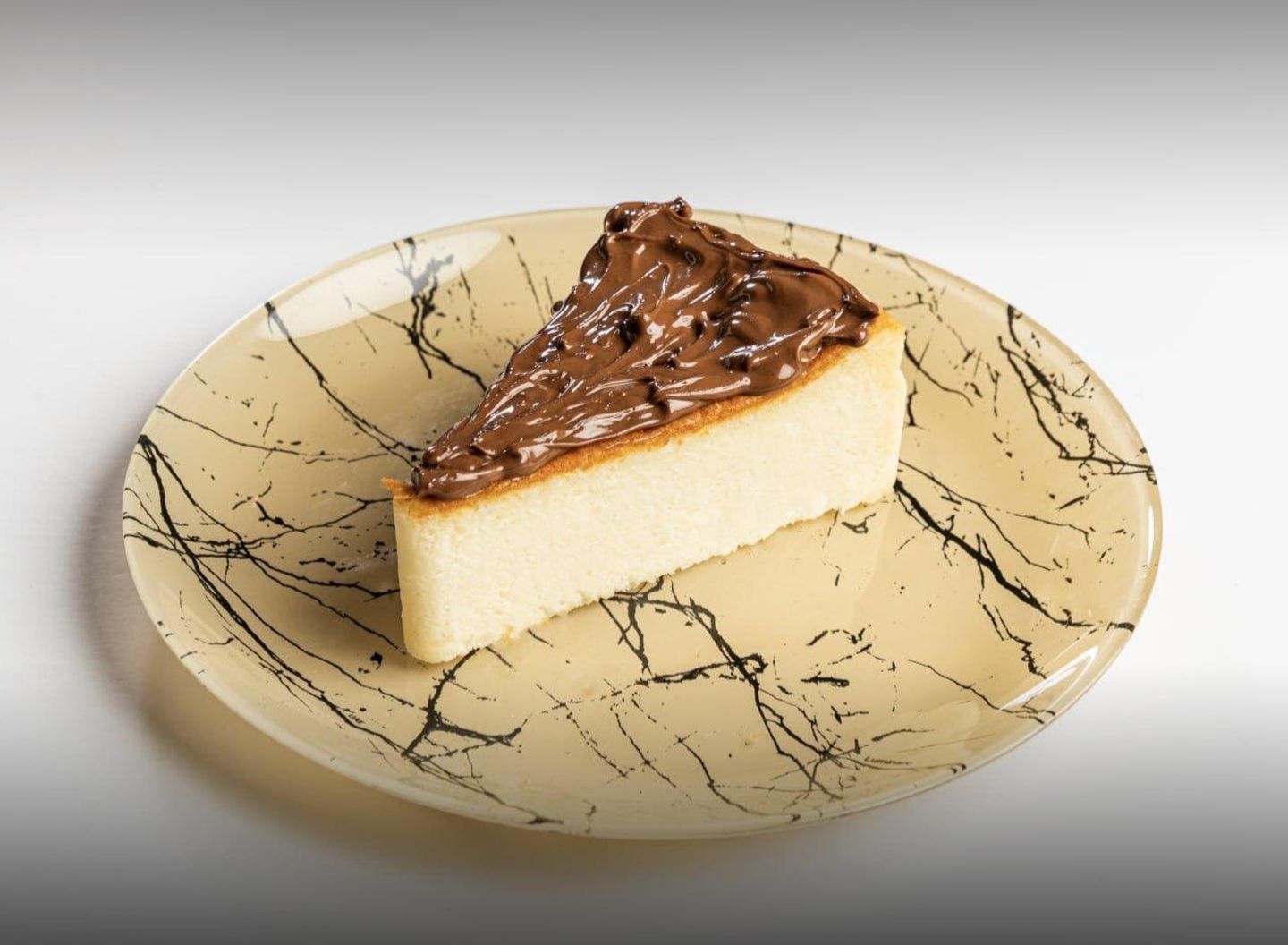 Medium Cheesecake