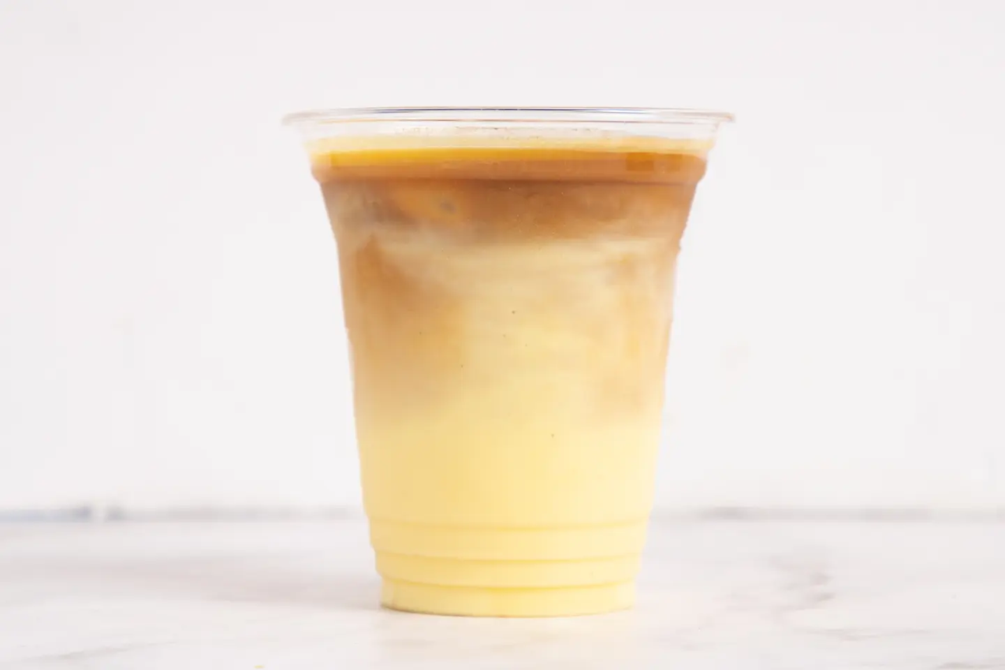 آيس زعفران لاتيه