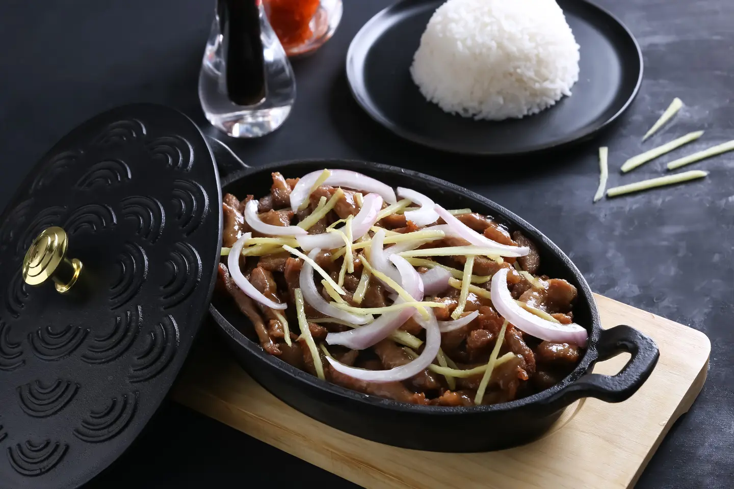 Beef W/ Onion Ginger