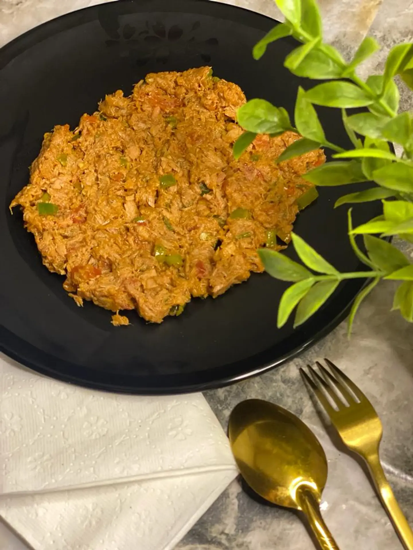 تونة مع الجبنة