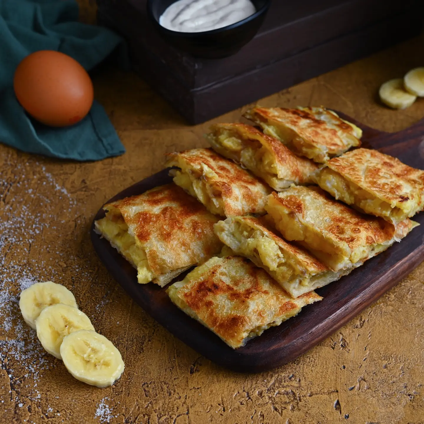 مطبق موز بالقشطة