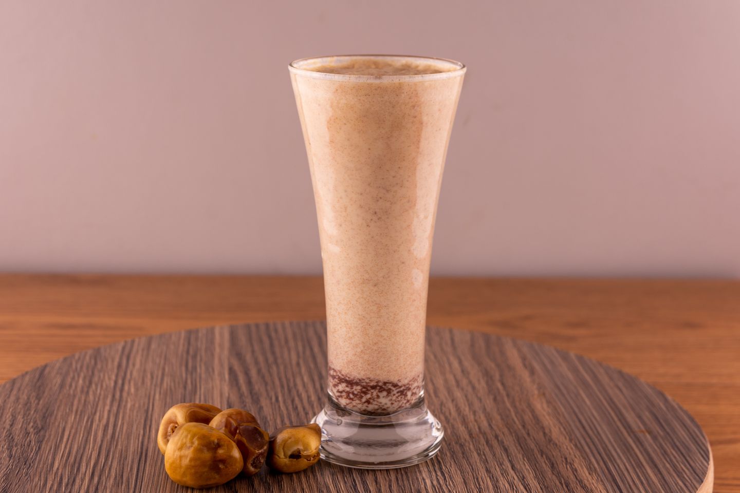 Dates With Milk