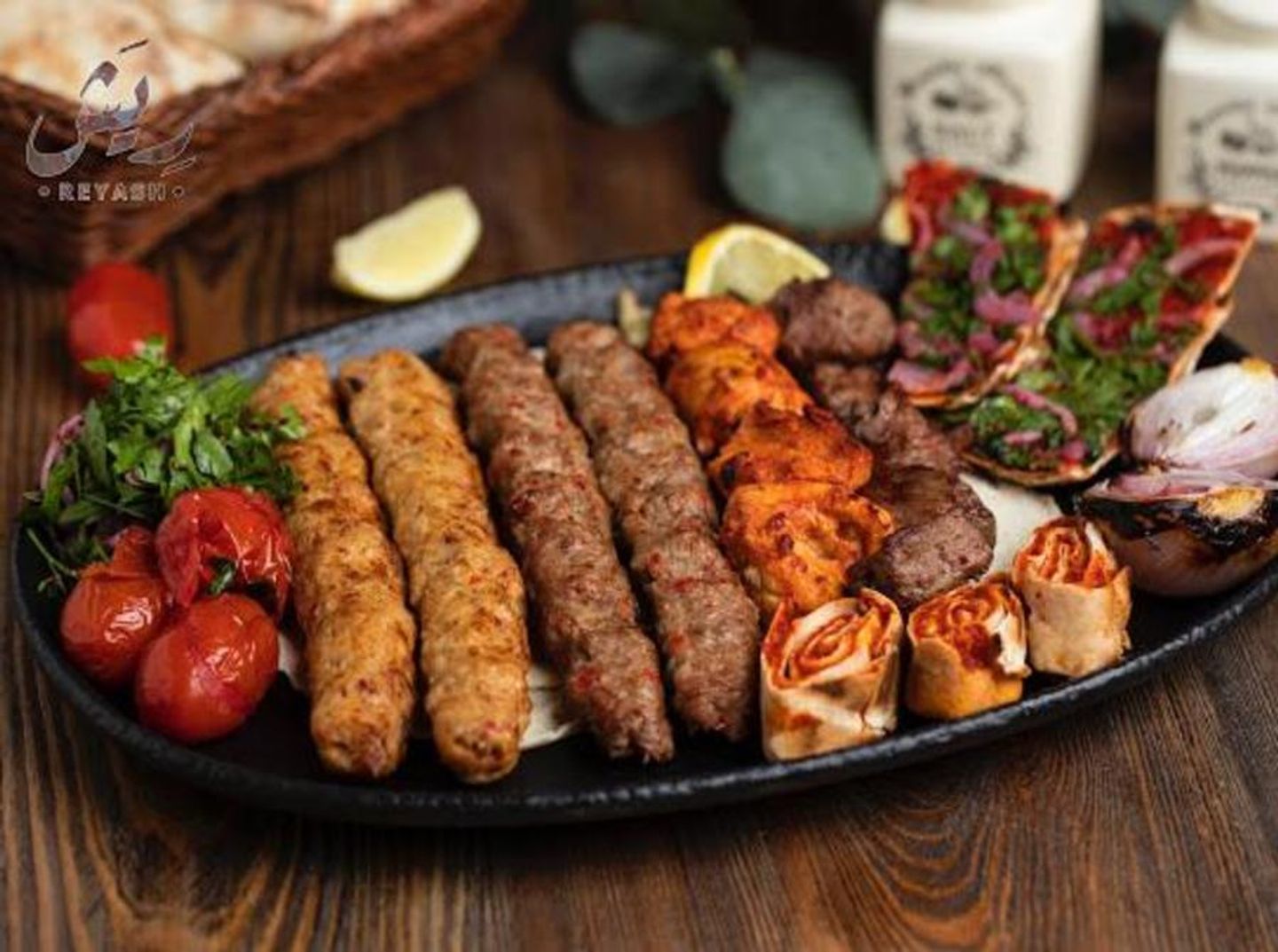 Mix Meat Kebab And Awsal
