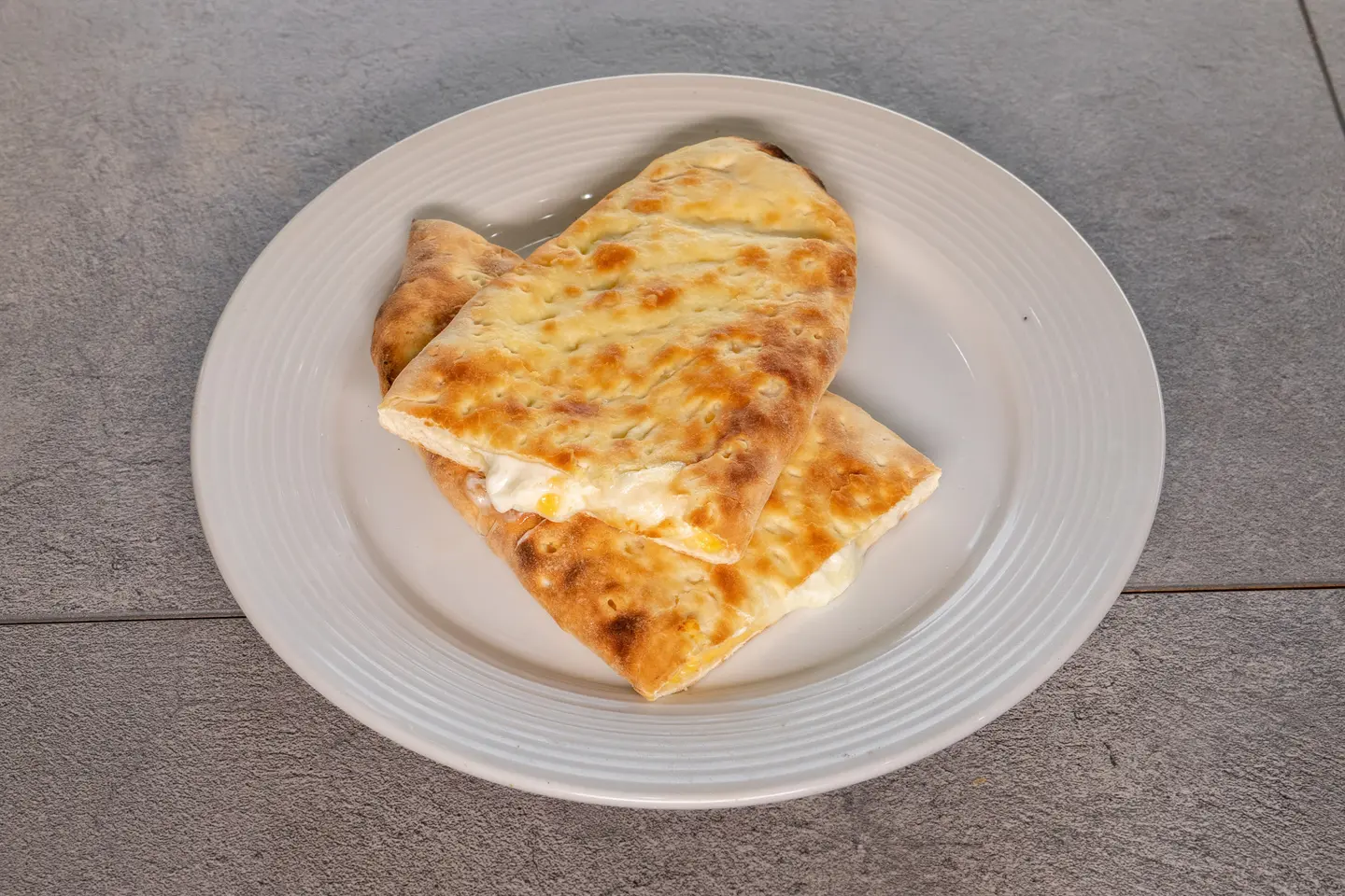 فطيرة أجبان مشكل