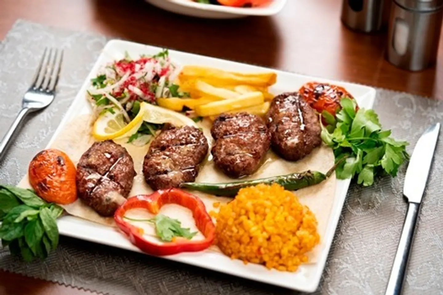 Kufta With Cheese