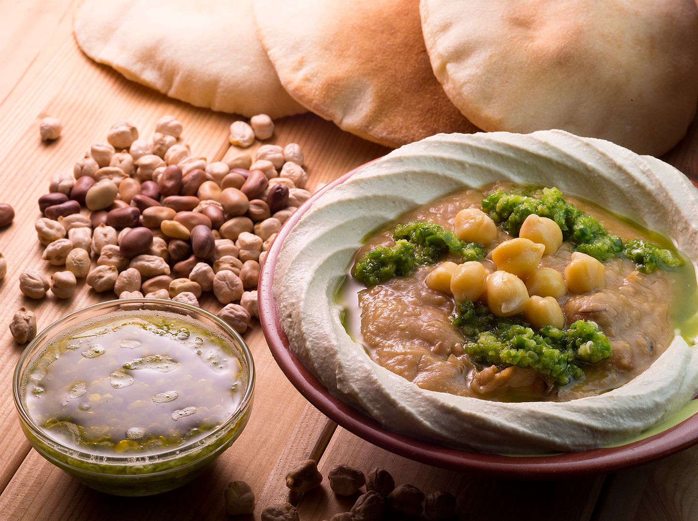 حمص على فول - وسط
