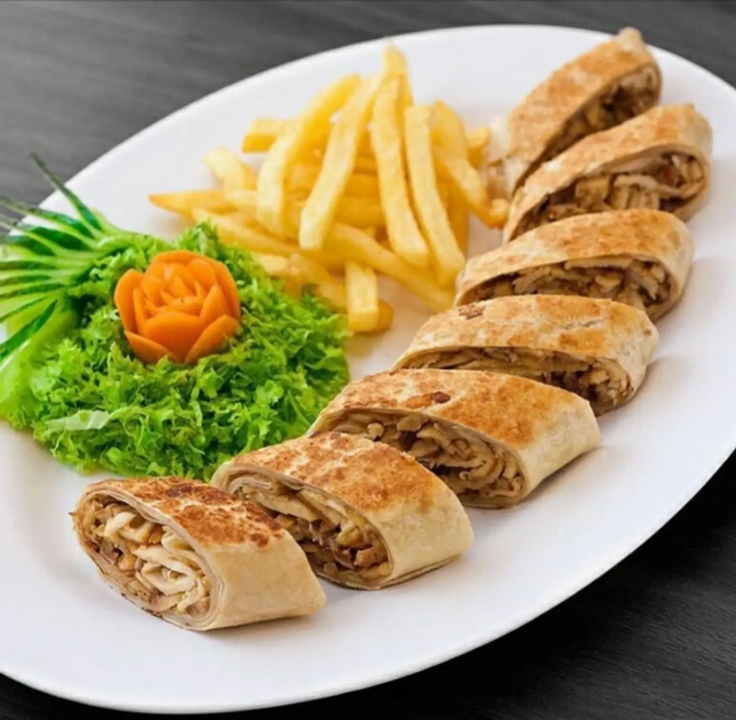 صحن شاورما عربي