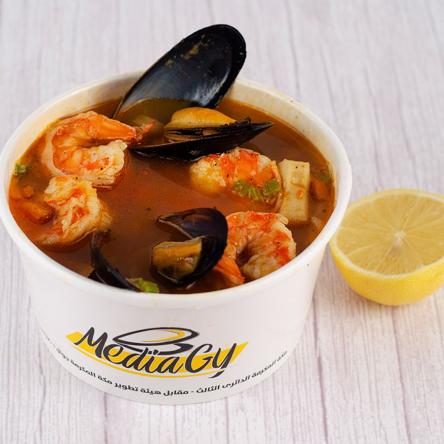 شوربة ثمار البحر