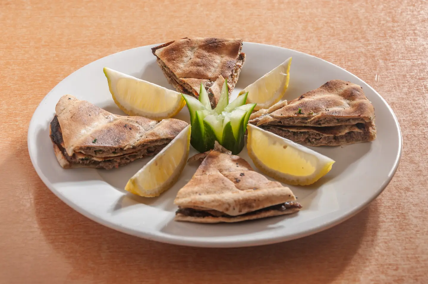 عرايس لحم