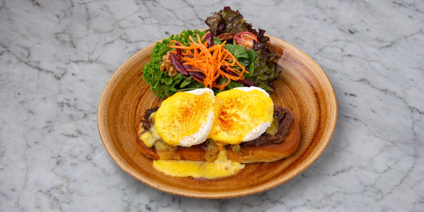 Slow Cooked Beef Benedict