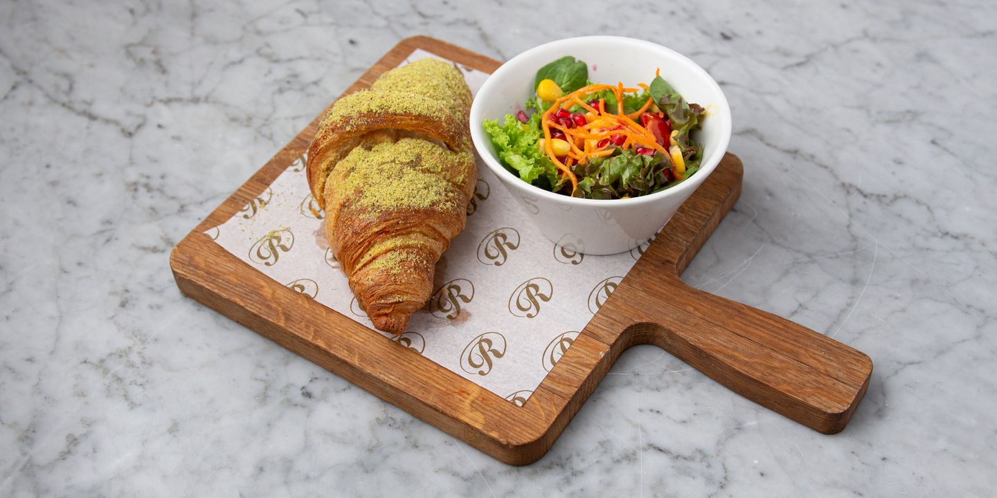 Pistachio Nuts Croissant