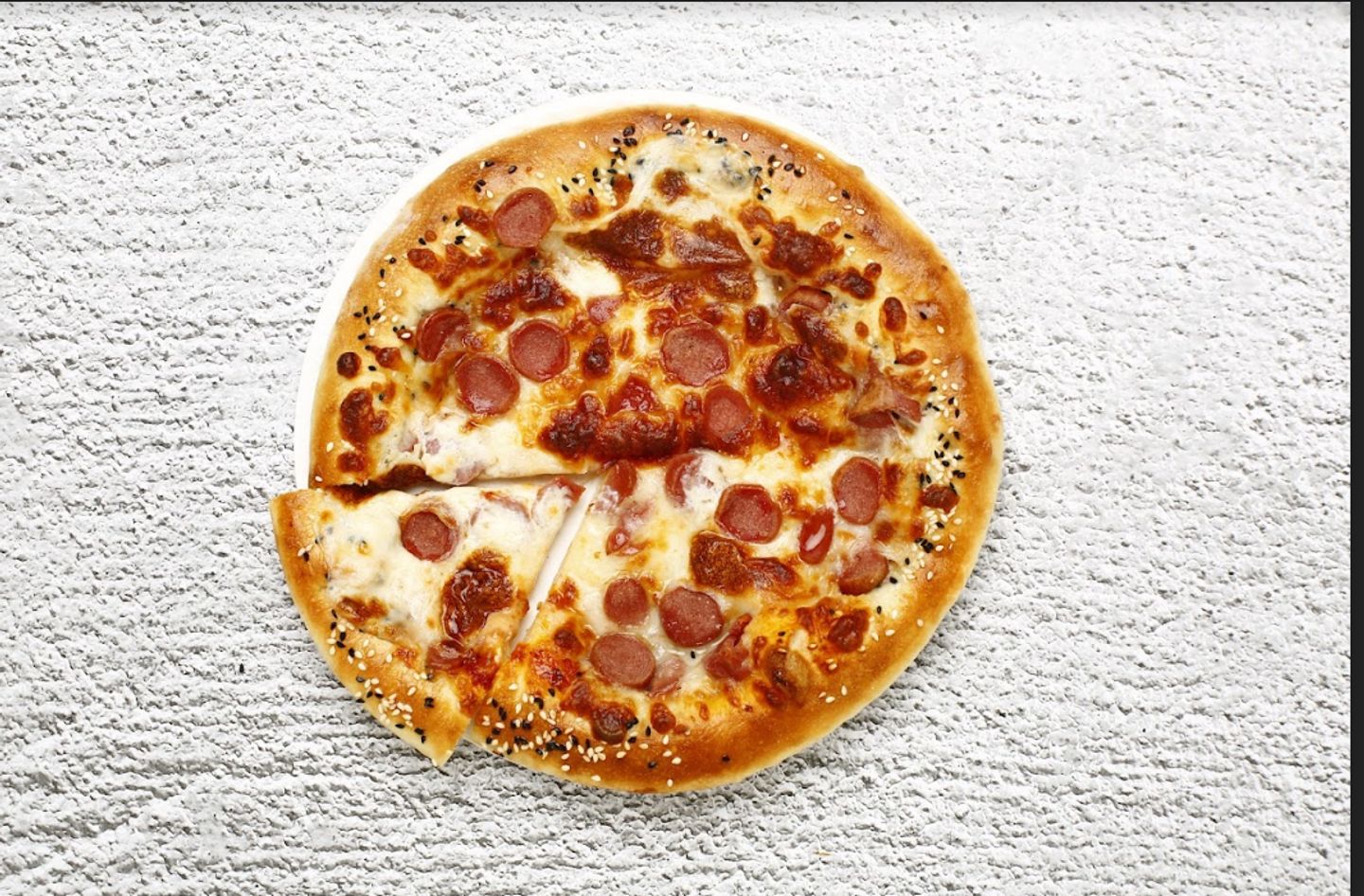 Hot Dog Pizza - Medium