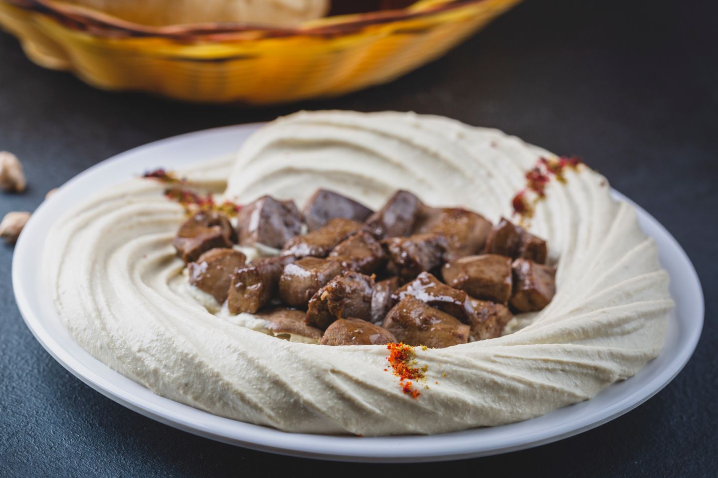 حمص بالكبدة - كبير