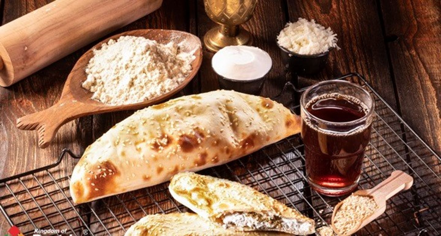 لبنه بالجبن
