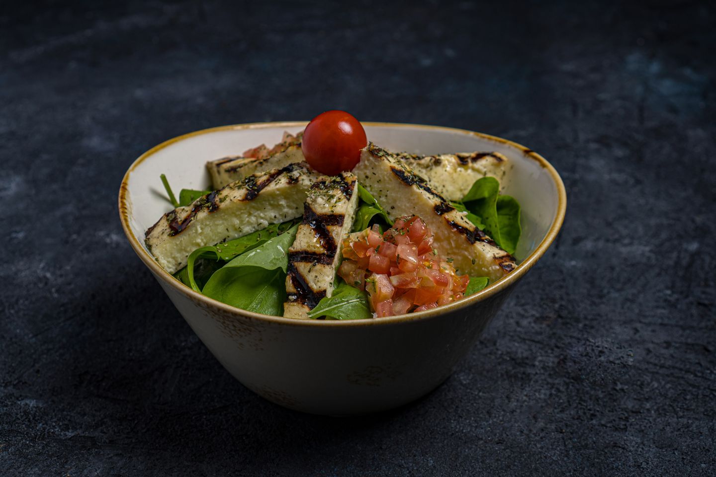 Halloumi Salad