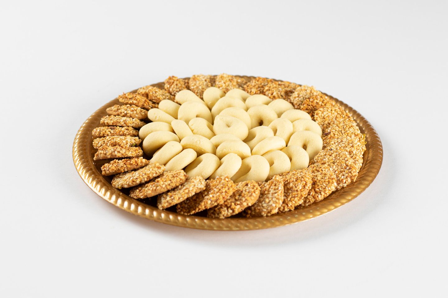 برزق مع غربيه