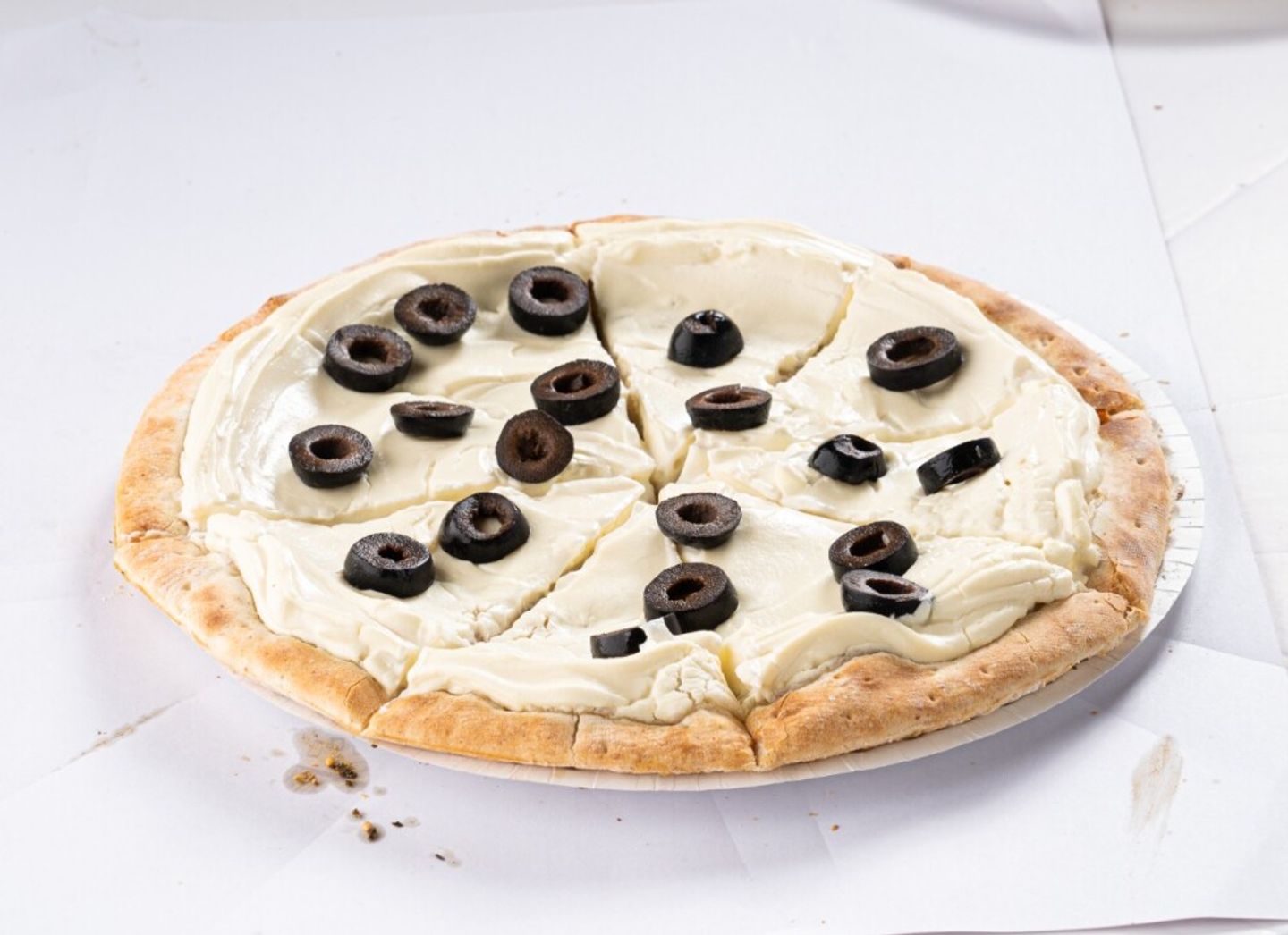 فطيرة جبنة مع زيتون