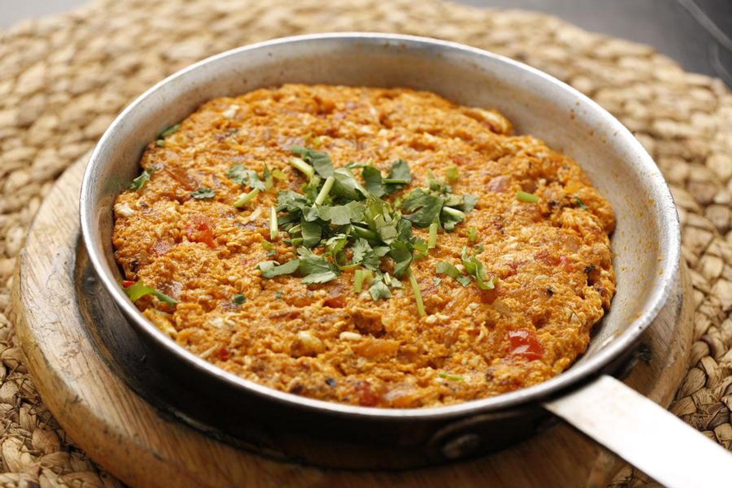 عدس عدني مع تونة