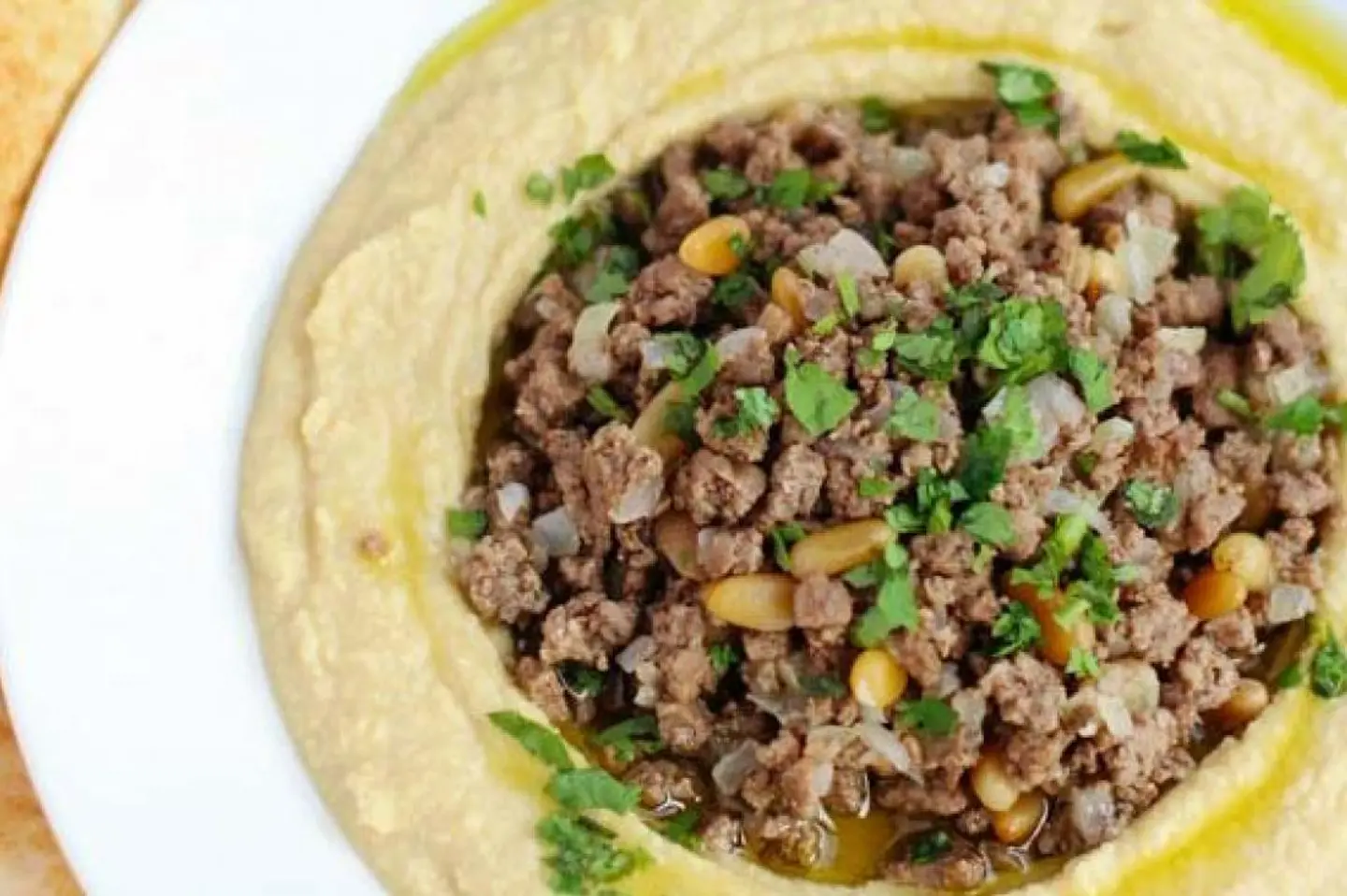 Meat With Hummus