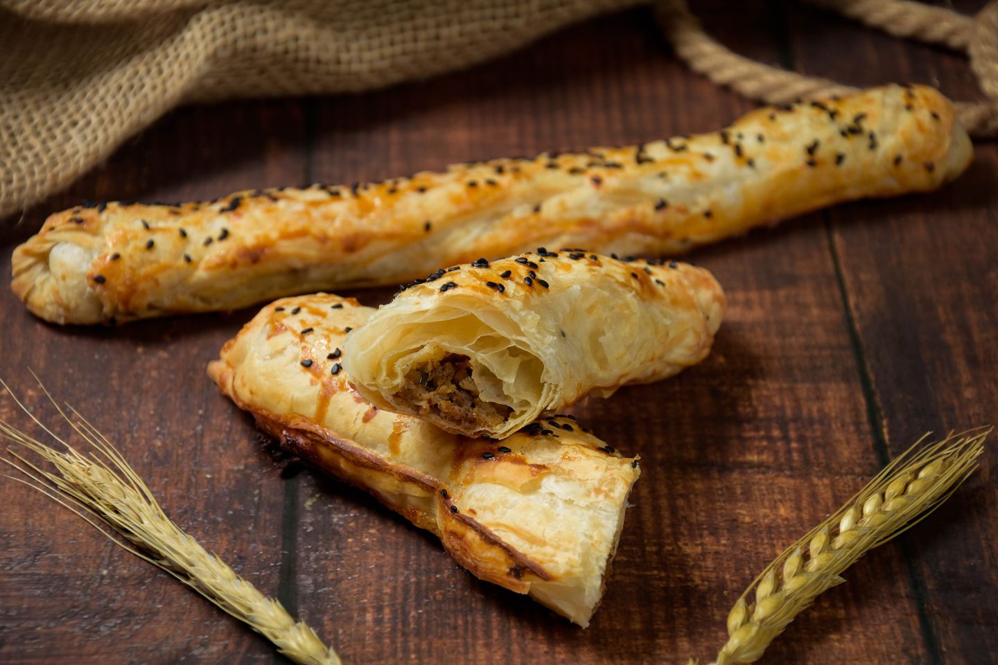 Crunchy Stick With Minced Meat