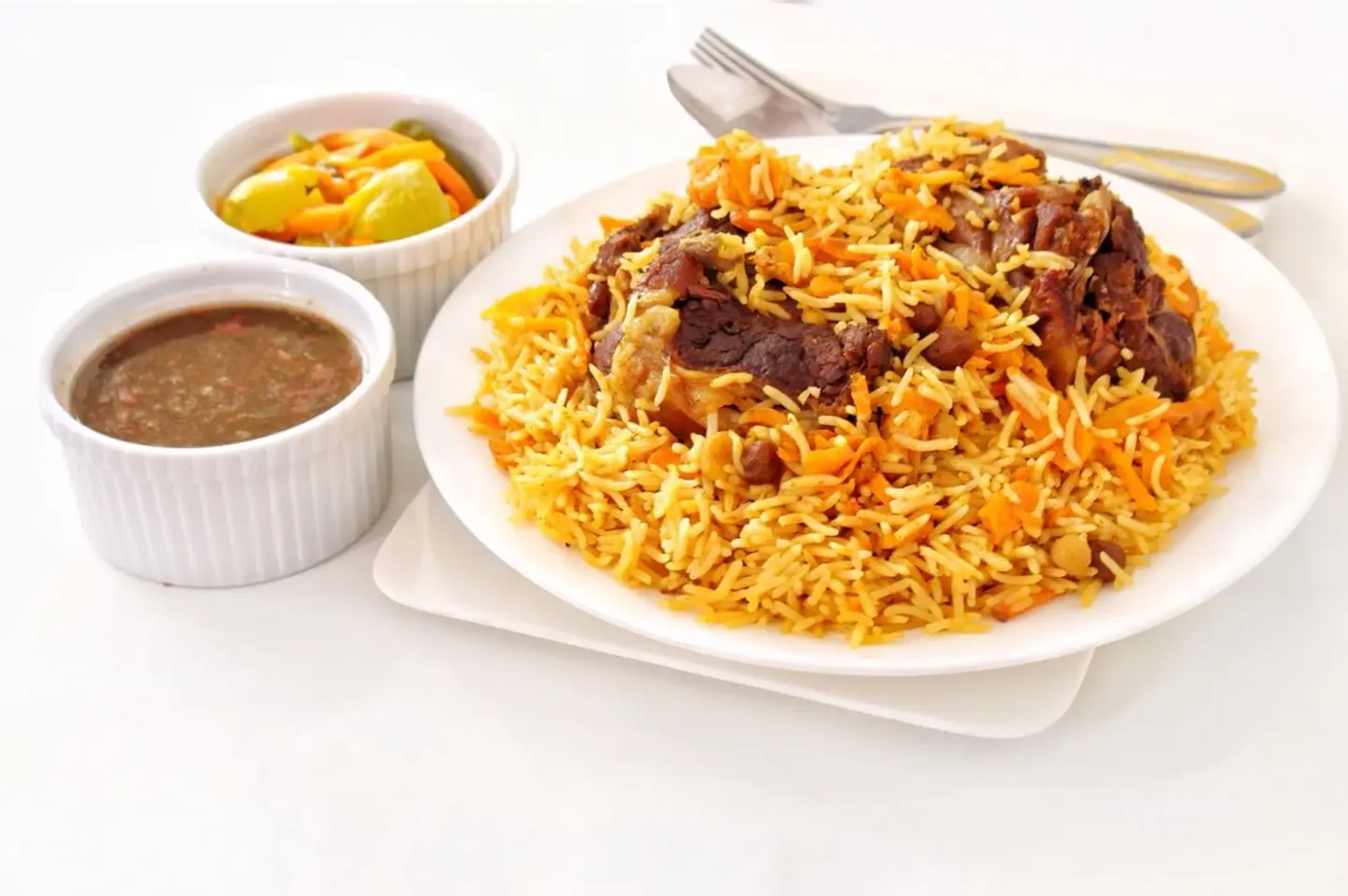 رز بخاري باللحم