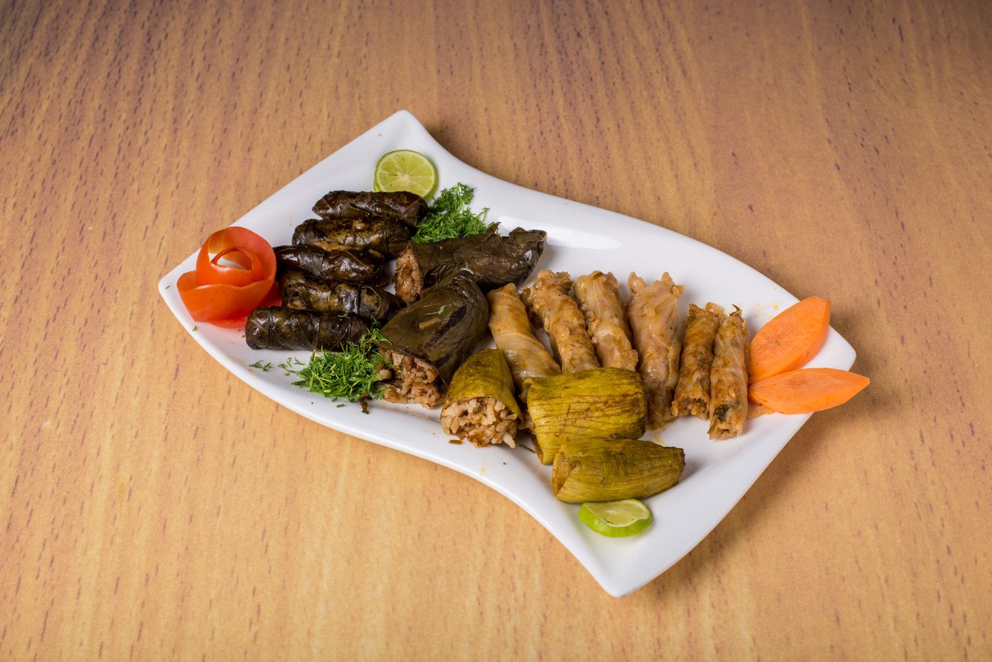 طبق محشي مشكل - صغير