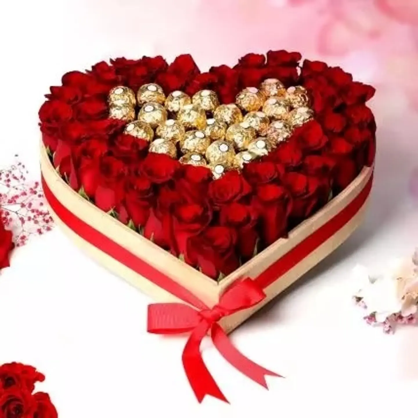 ورد عيد الحب مع شوكولاته