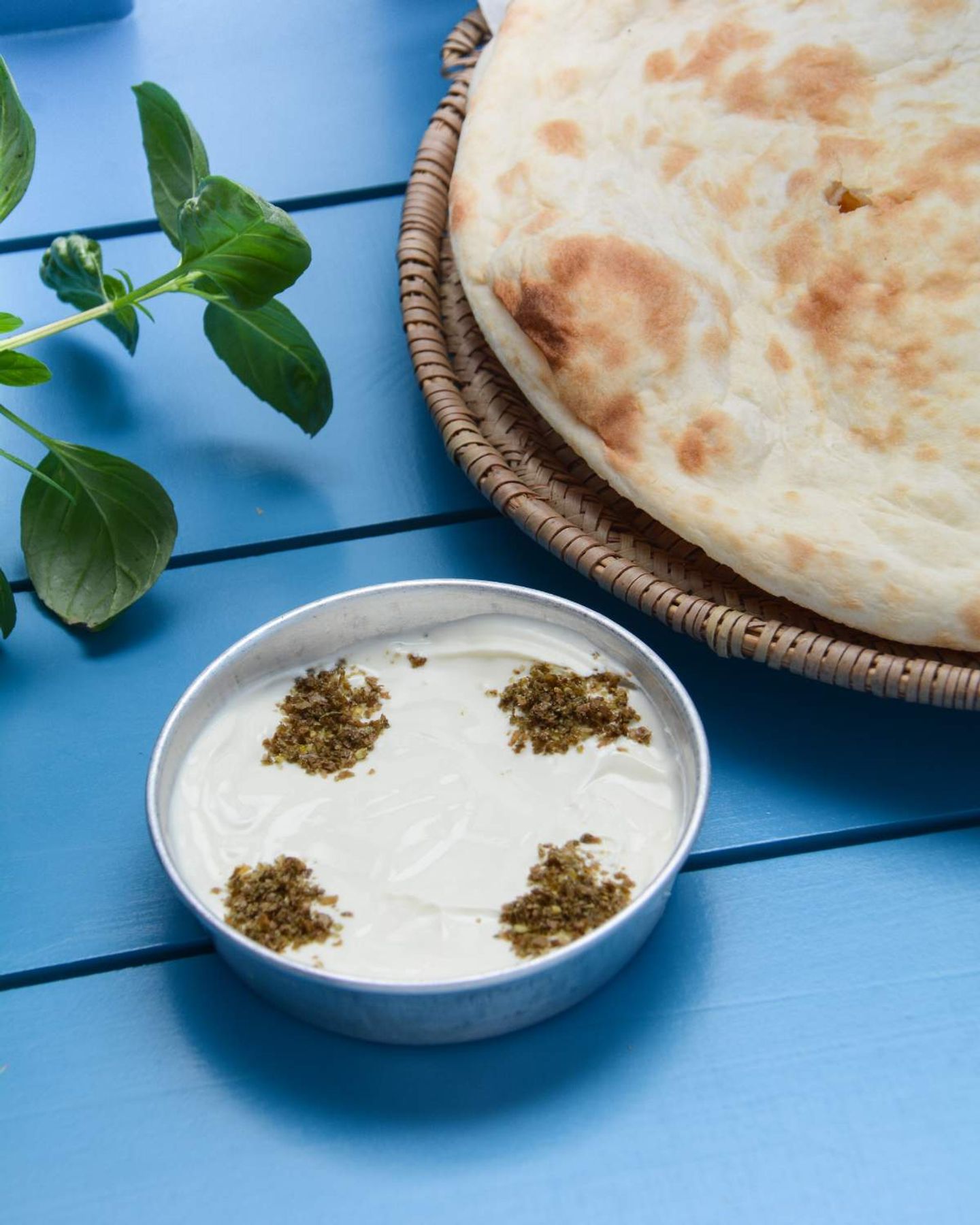 لبنة بالزعتر