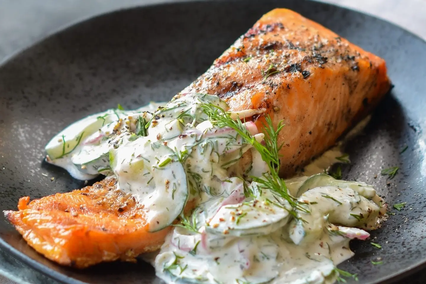 Salmon With Lemon And Cream