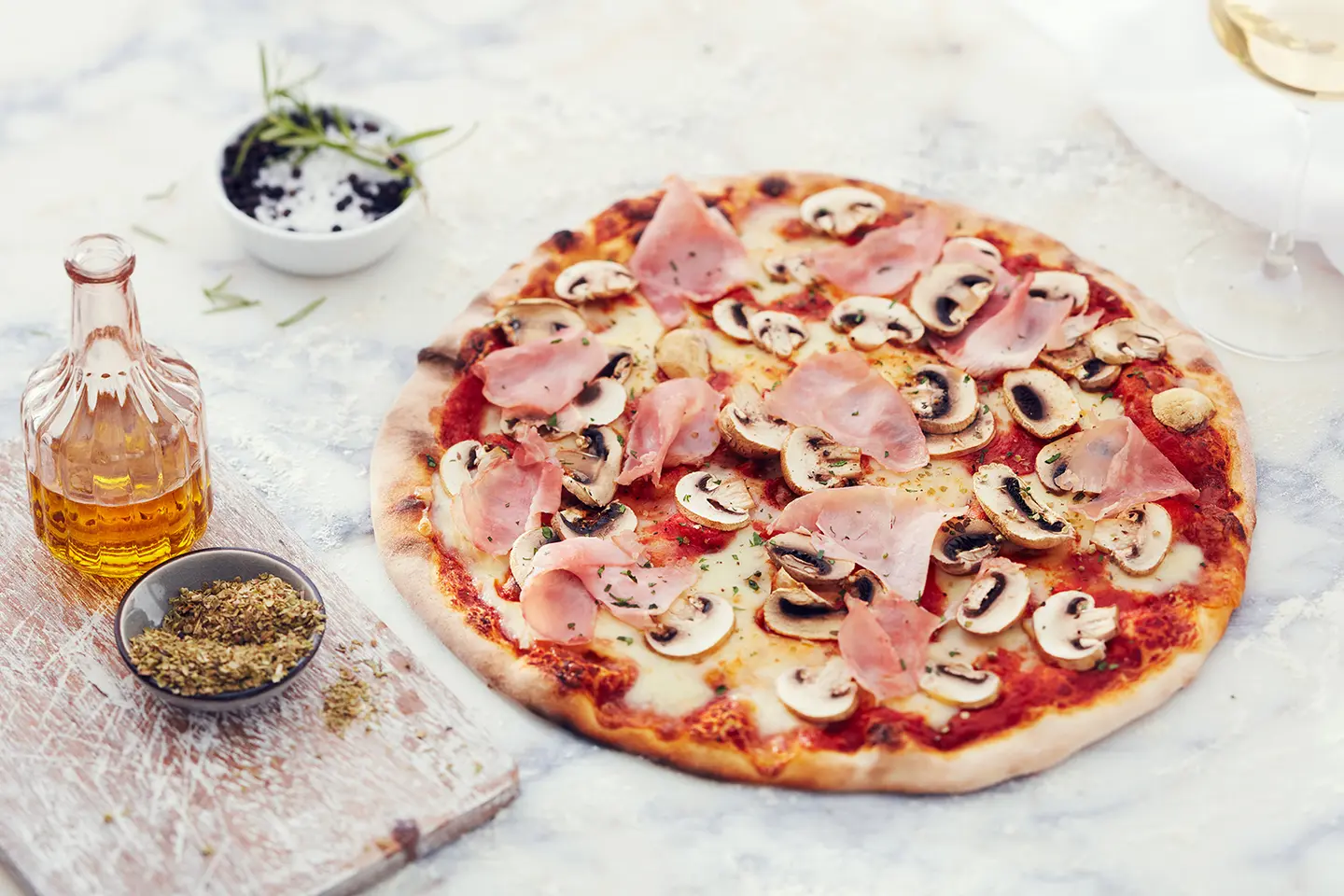Prosciutto E Funghi