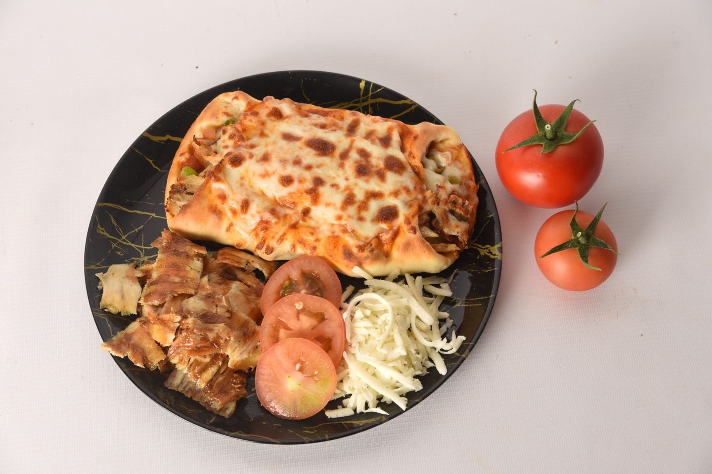 Alfurn Alsharqii Pie