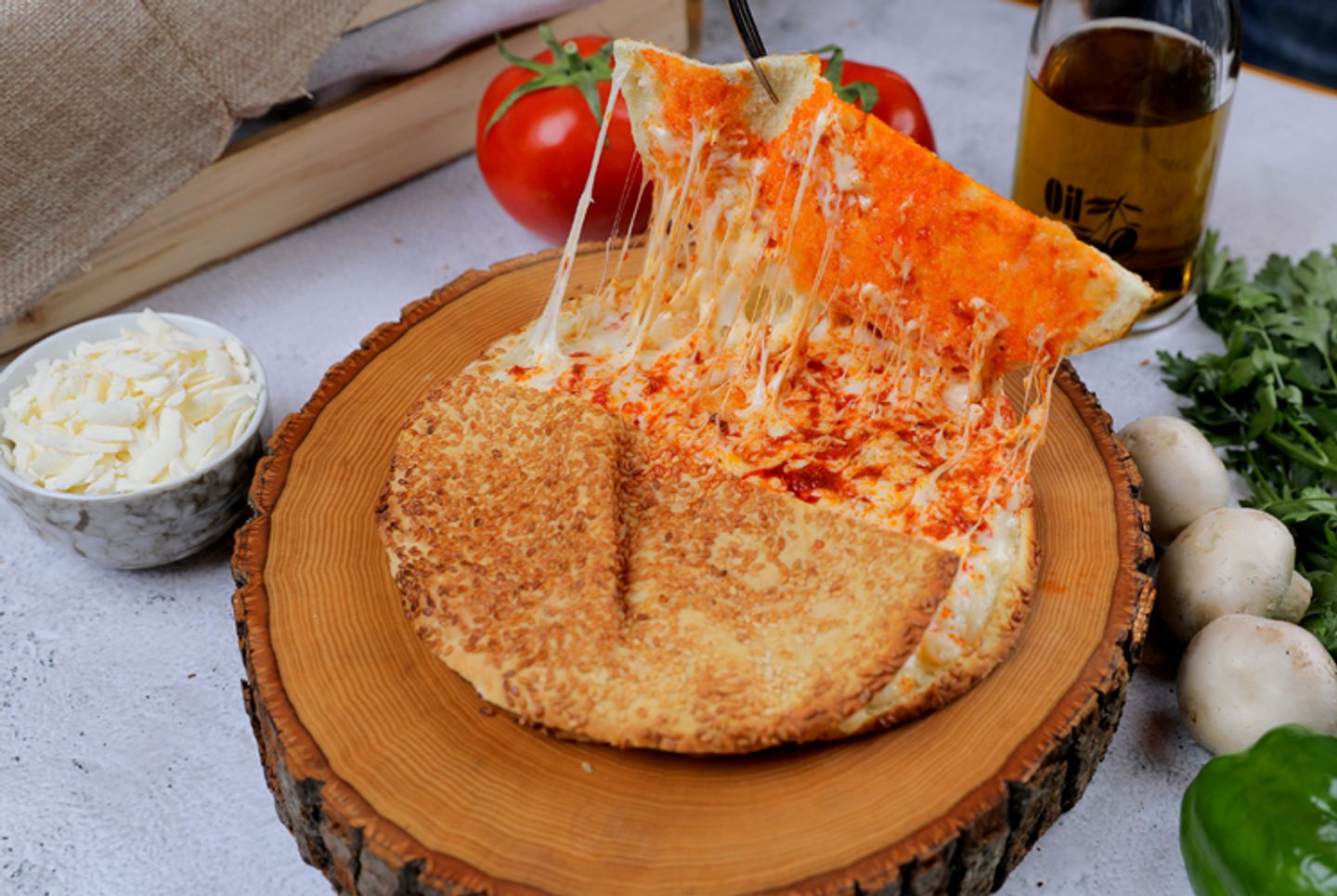 كعك محمرة وجبنة
