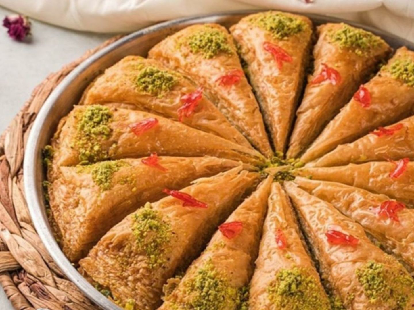 Turkish Baklava With Pistachio - Large