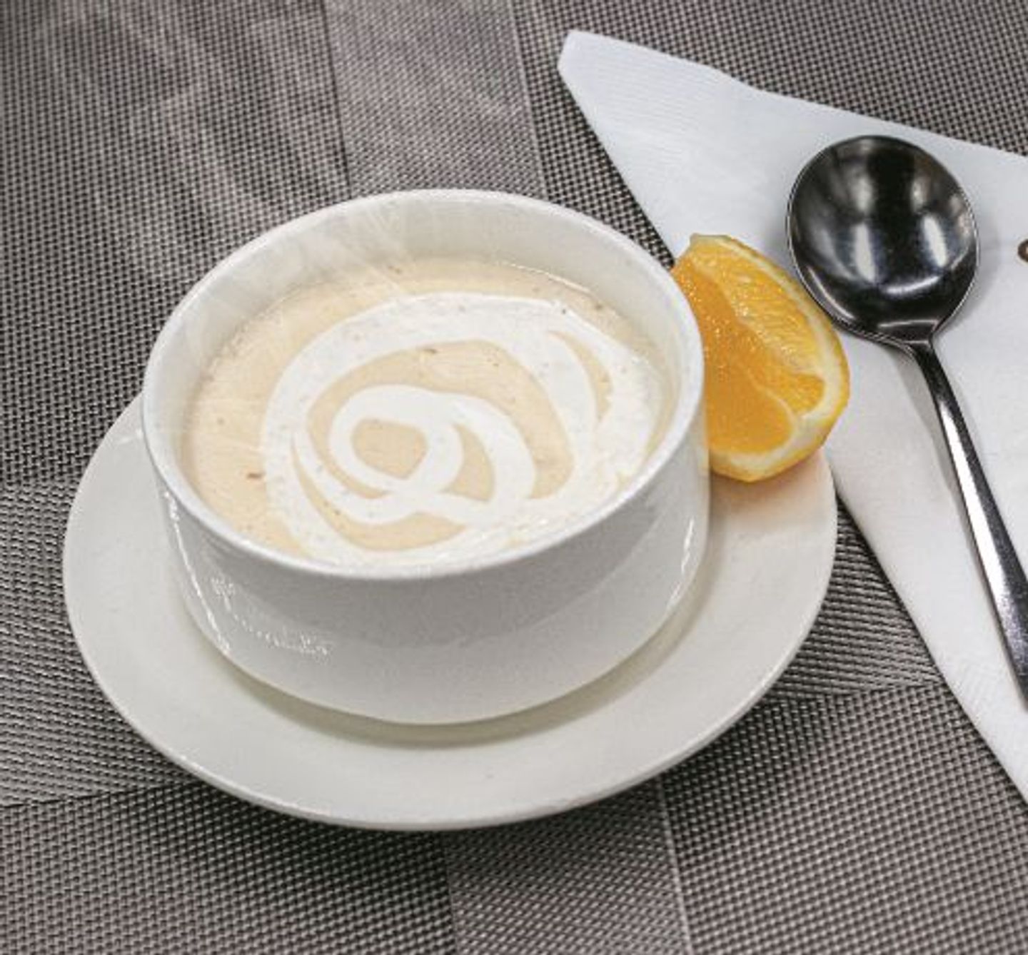 شوربة كريمة الذرة بالدجاج