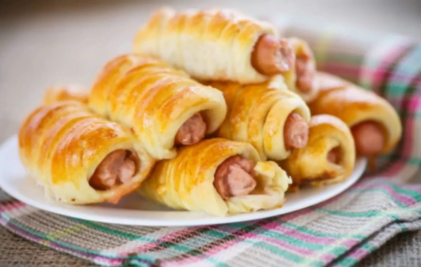 Hot Dog And Cheese Pies