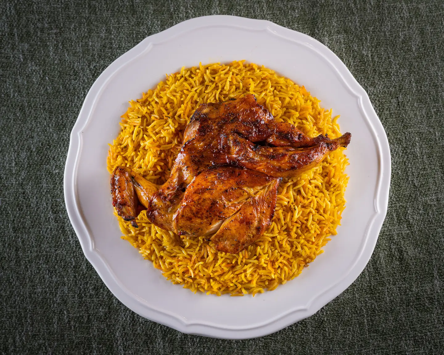نص مظبي دجاج رز برياني
