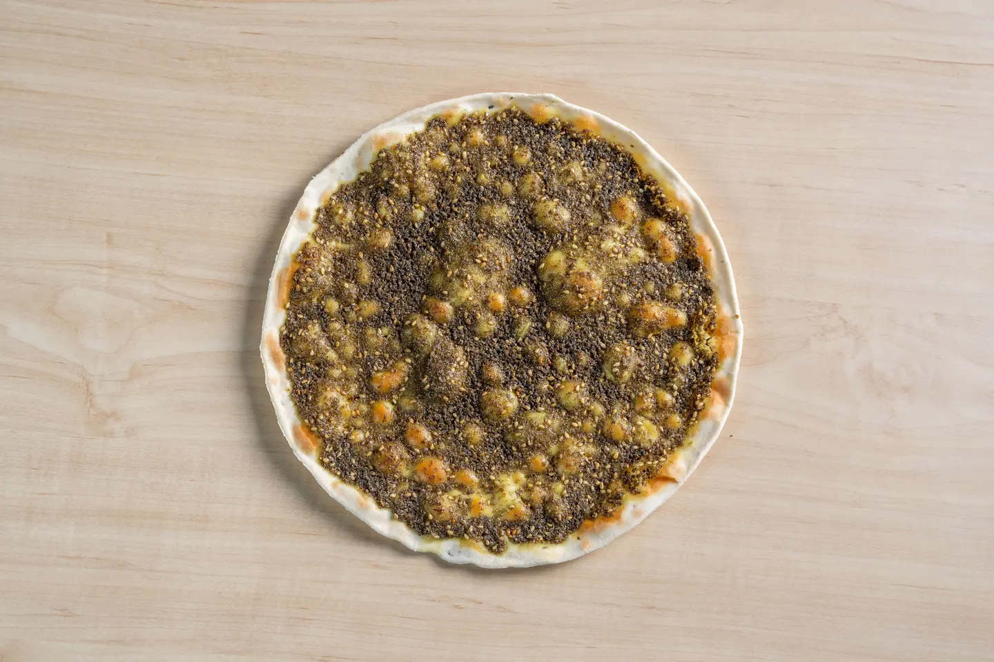 زعتر بالطماطم والزيتون