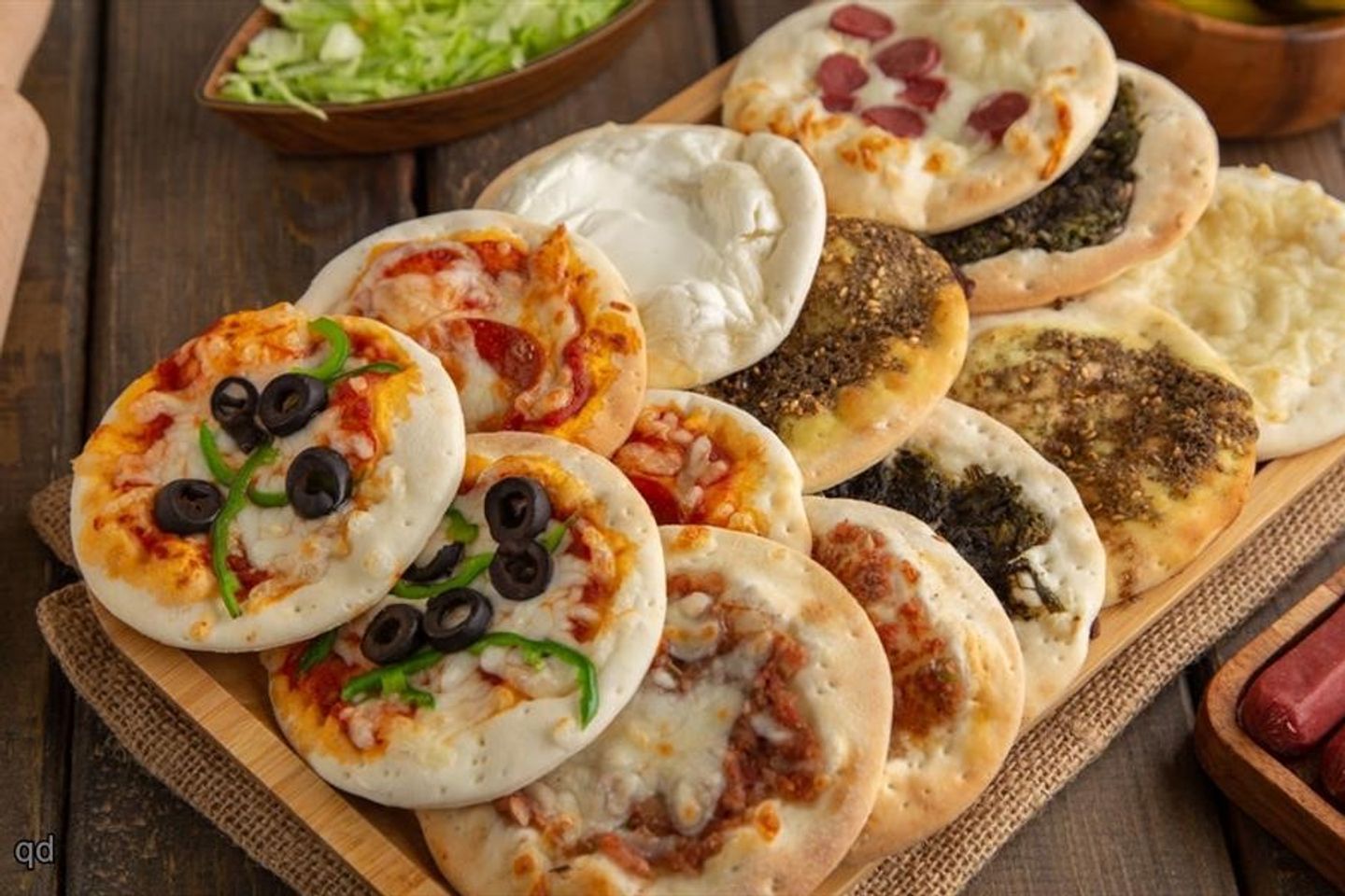 فطائر مشكلة - ثمانية حبات