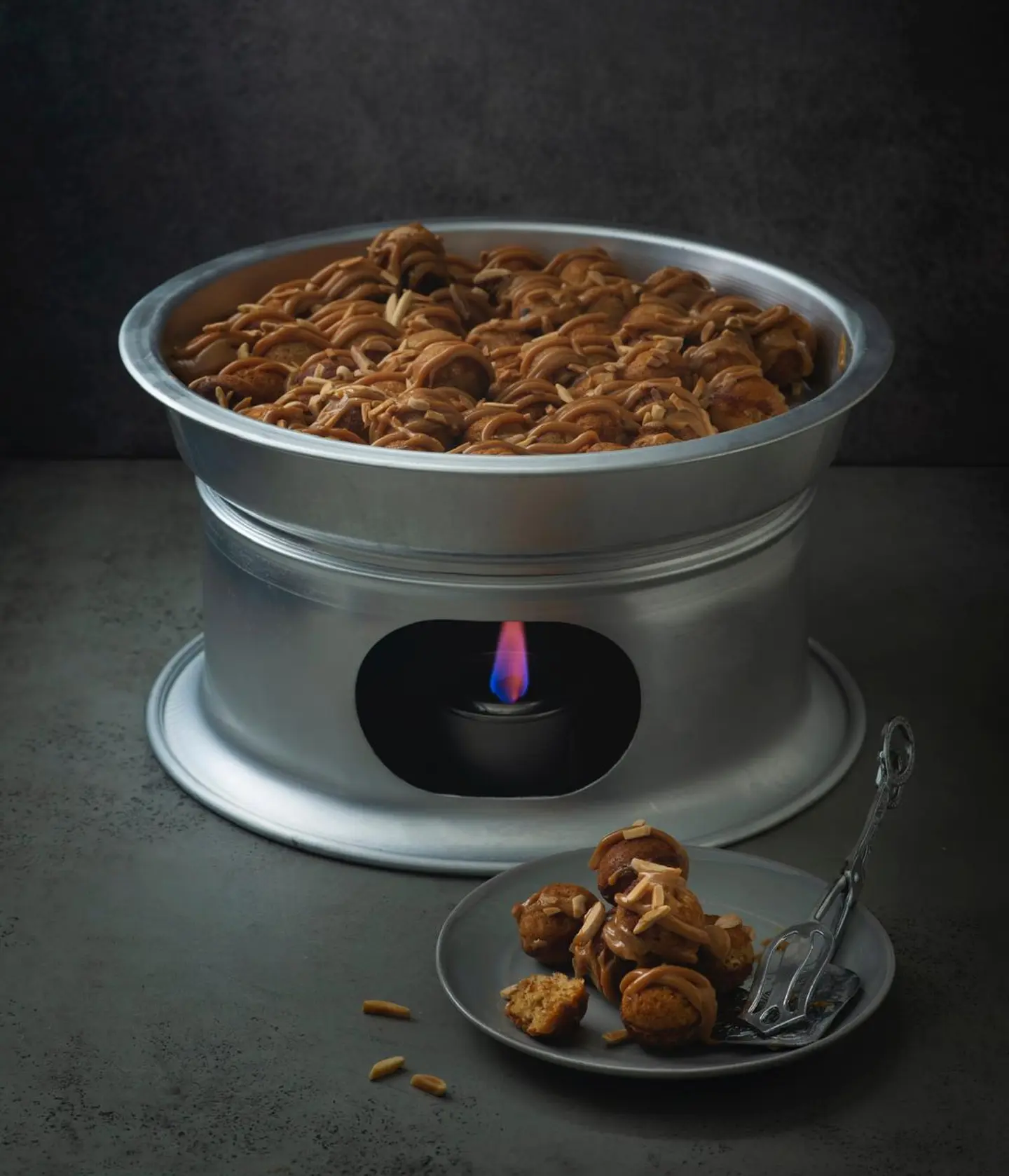 Basbousa Balls With Dates Without Heater