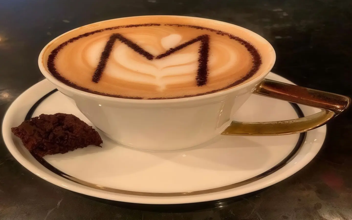 موكا لاتيه حار