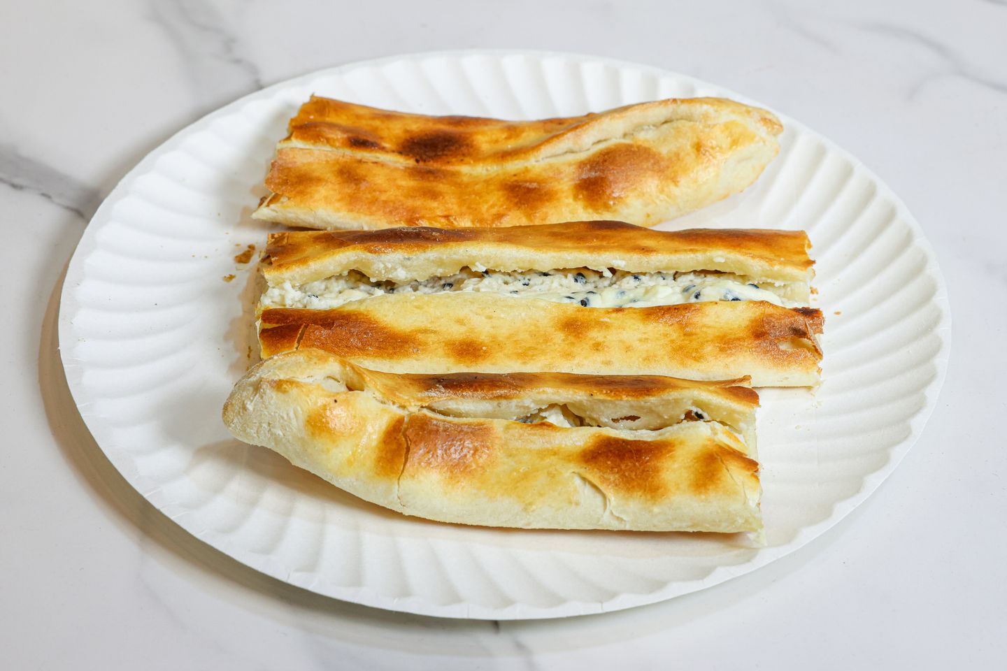 فطيرة جبن عكاوي