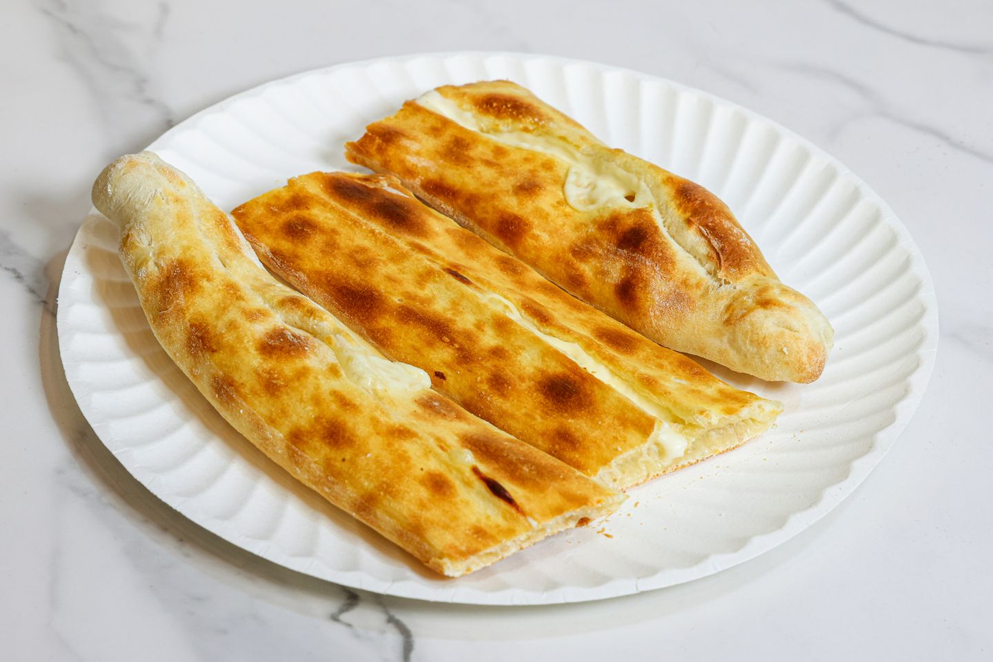 فطيرة جبن سائل بالعسل