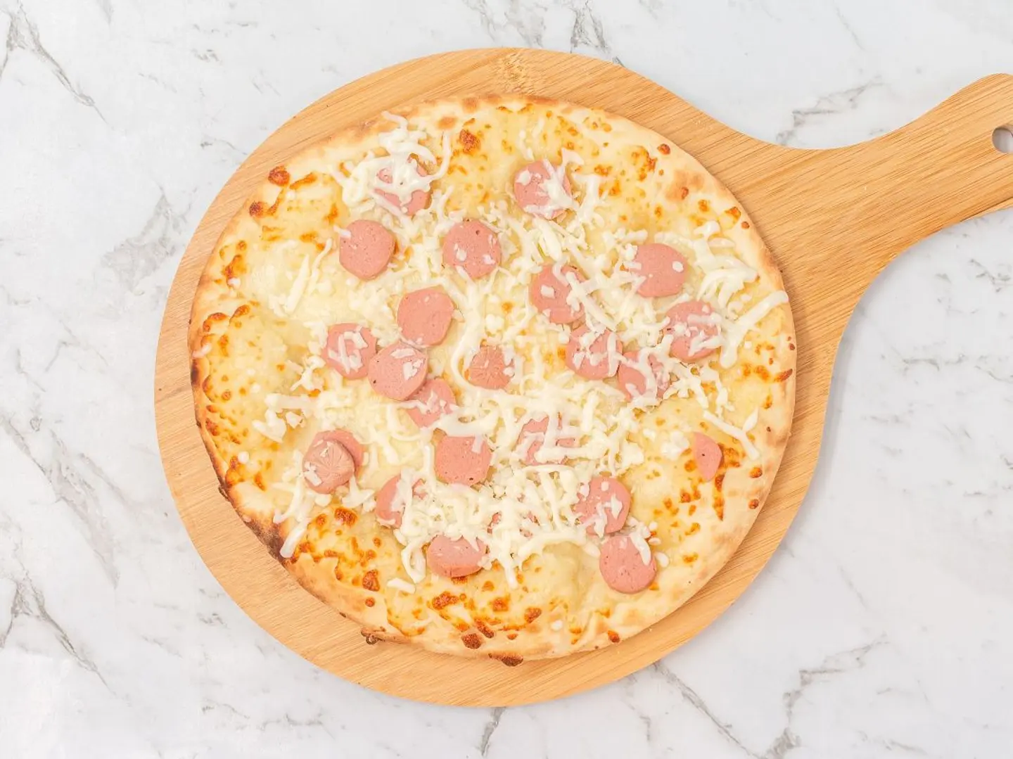 Hot Dog And Cheese Manakeesh