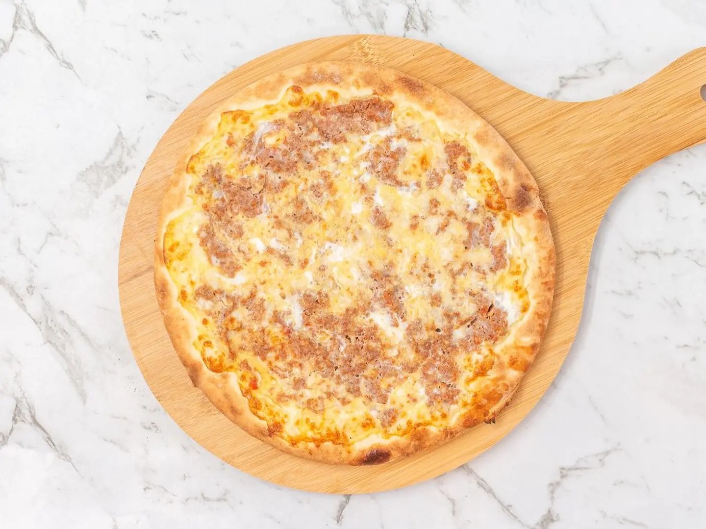 Meat Manakeesh With Egg And Cheese